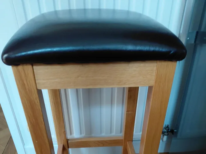 Items for sale &ndash; Oak bar stool &pound;25