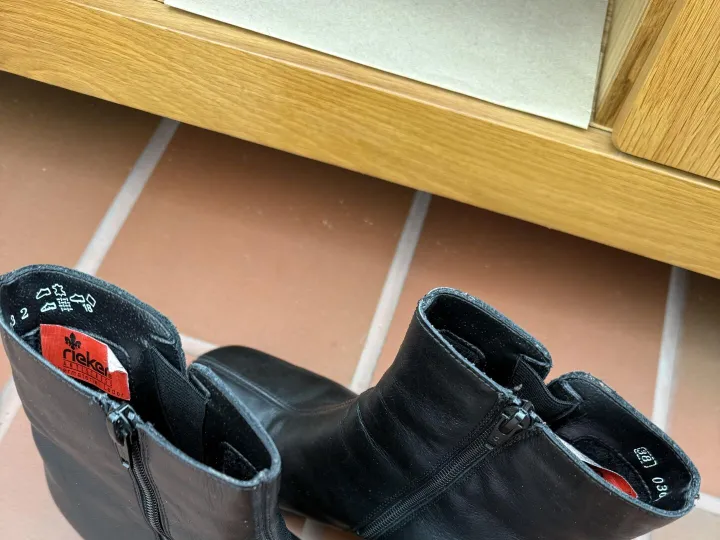 Items for sale &ndash; Ladies Reiker boots &pound;10
