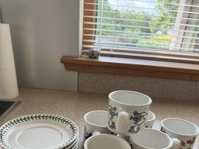 Items for sale
– Portmerion coffee cup set £35