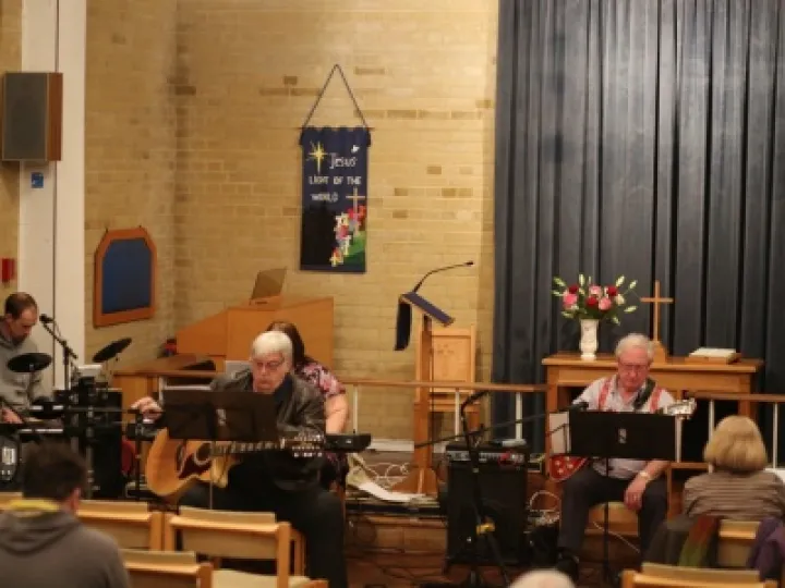 Praise service 3