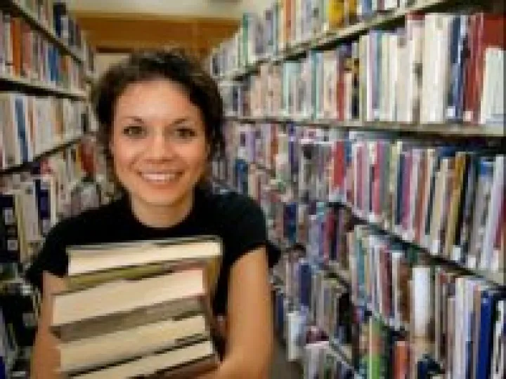 Librarian 11