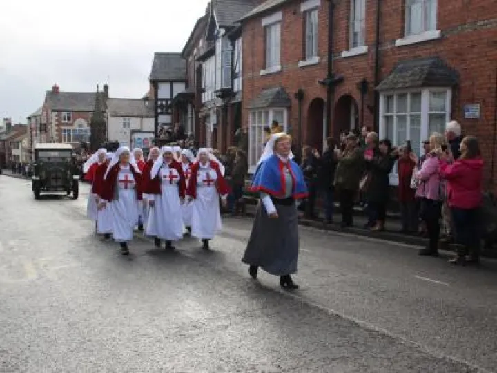 Parade 6