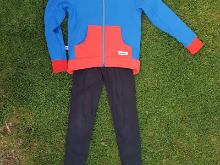 guide uniform