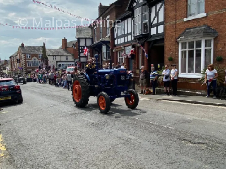 tractor 3