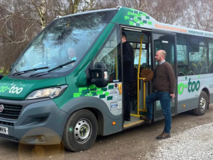 Go Too Bus