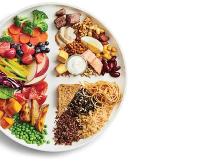 Eat-Variety-Healthy-Foods-Image