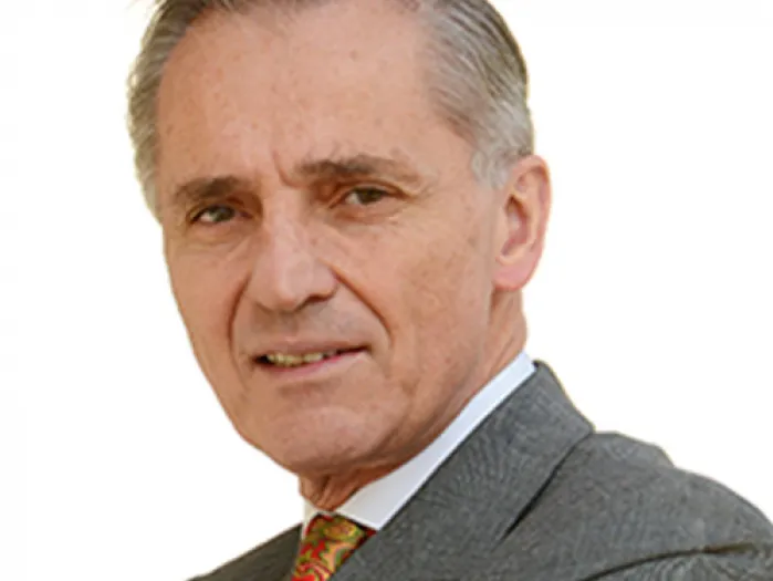 Dr Paul Griffiths
