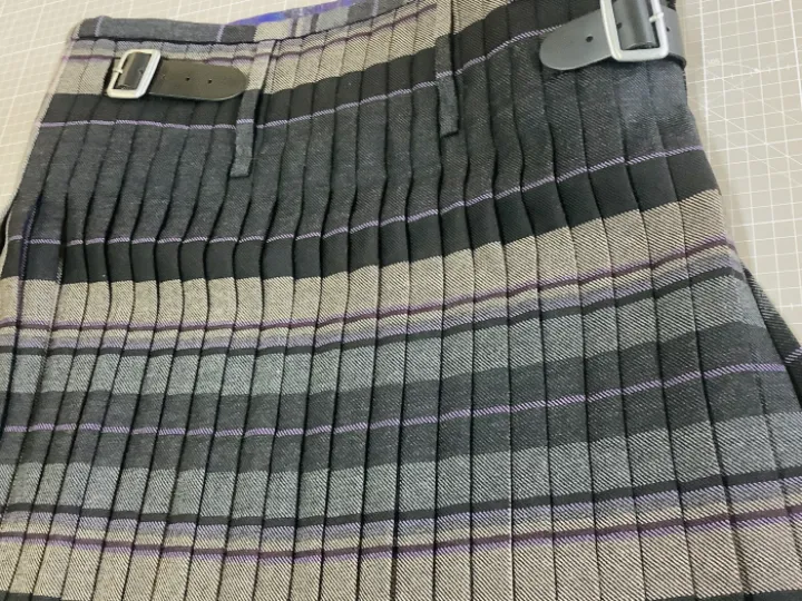 kilt back