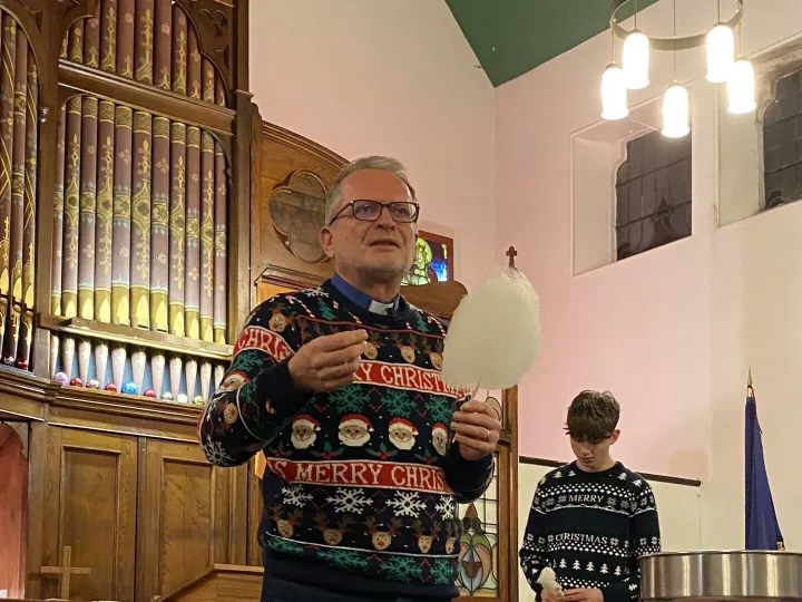 Community Carols 3