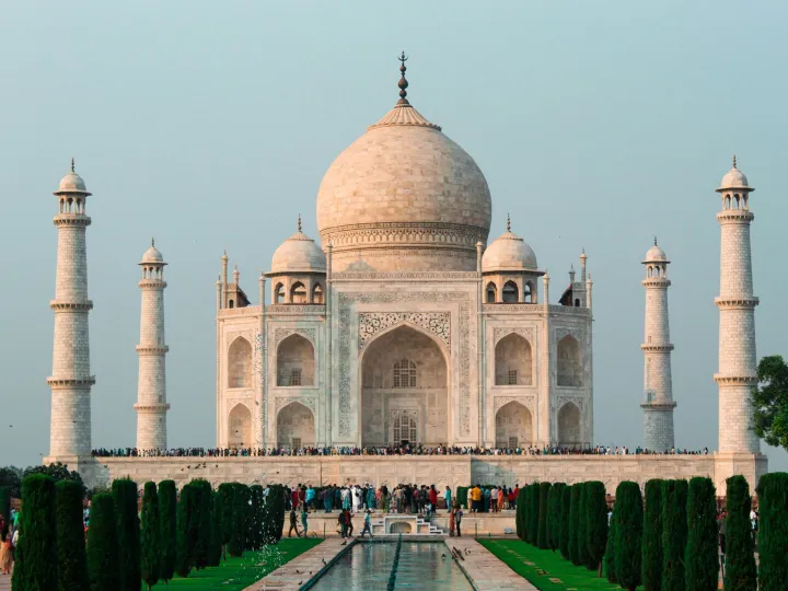 A stunning shot of the Taj Mahal in Agra