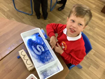 Image: 0BDA5E68-01B5-4BFA-978B-65C1B7034B05