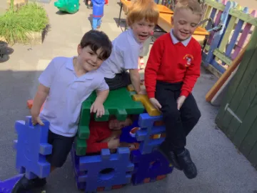 Image: 125E8444-A6BC-4479-81D5-FF9BF9FEA8C6