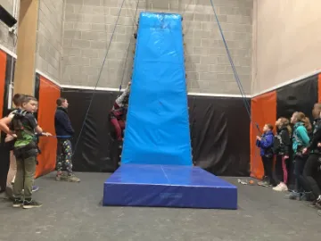 FF977D1E-F726-44B9-B32F-618E574C1718