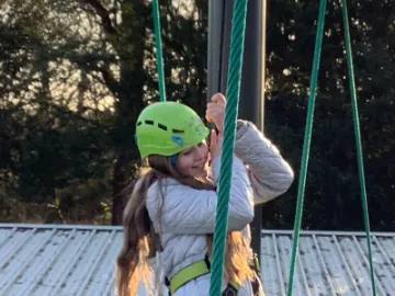 12781086-66B3-4E73-BE5A-F17370AAA475