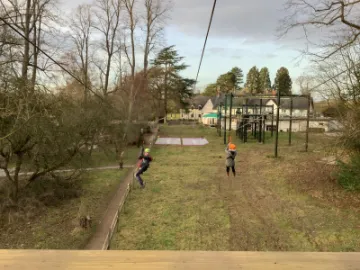 32F80098-4DC9-413C-ADAD-AD54F9375BD7