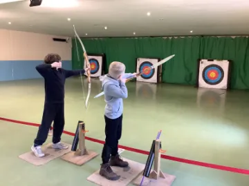 2CDCB55B-847C-475D-9B4E-7140C6E5D105