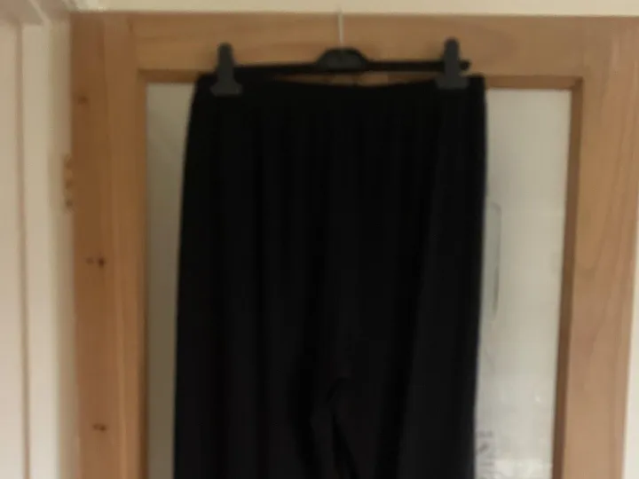 Items for sale &ndash; Lady;s trousers 6