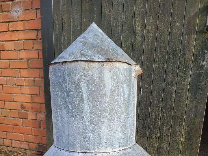 Items for sale
– Galvanised chicken feeder. 50