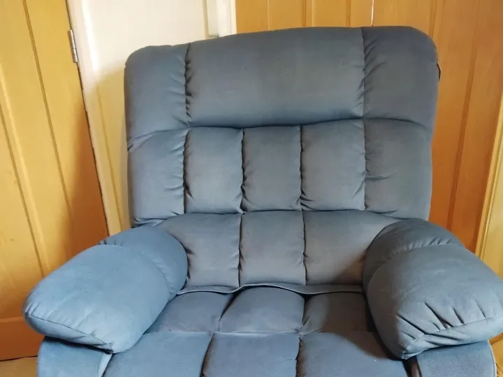Items for sale
– Reclining chair electrick £150.00