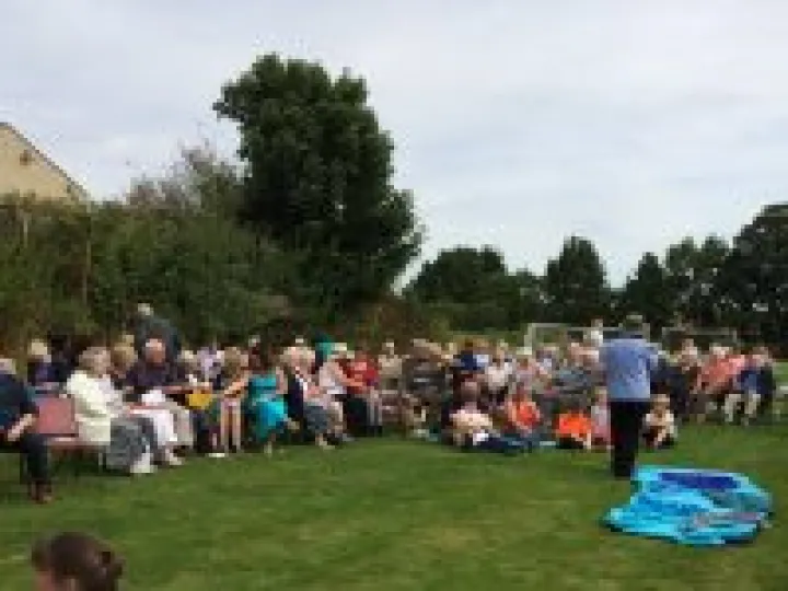 Jennys Field Circuit Service 30th August 2015 &ndash; 4