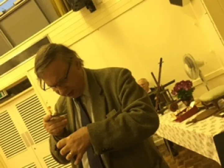 Flog It picture- 4jpg