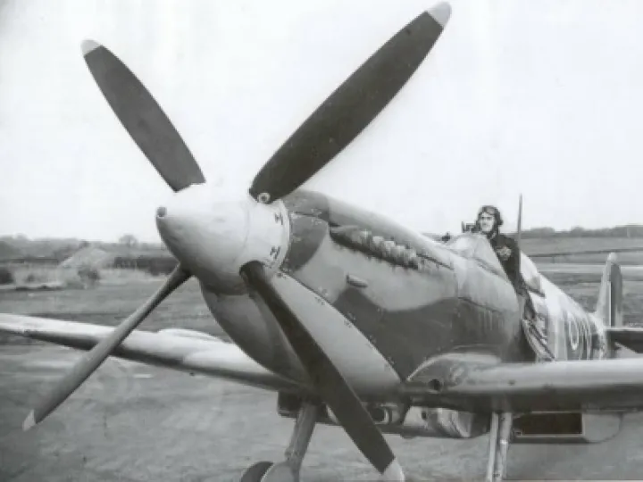Spitfire image 01