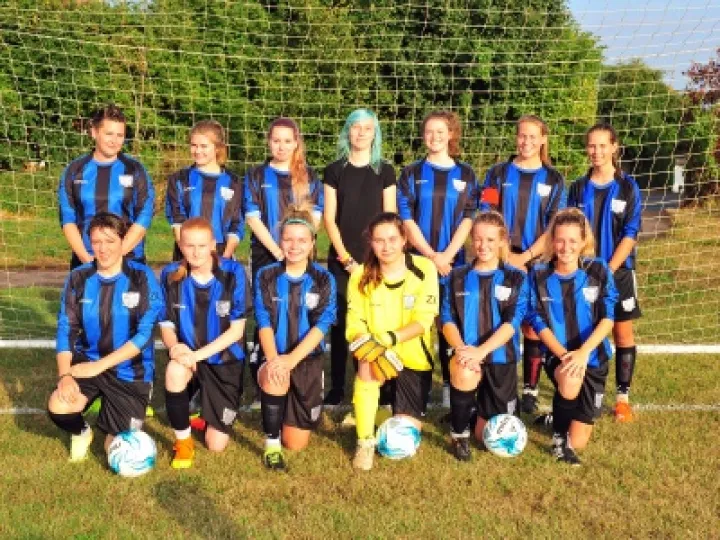 Haddenham Ladies Football 01
