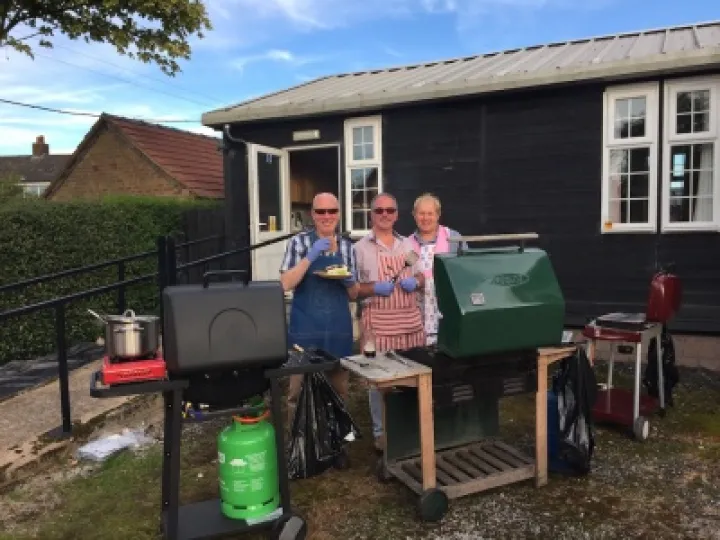 CFB2E408-EC87-4BFB-96F9-CD62B60F4489