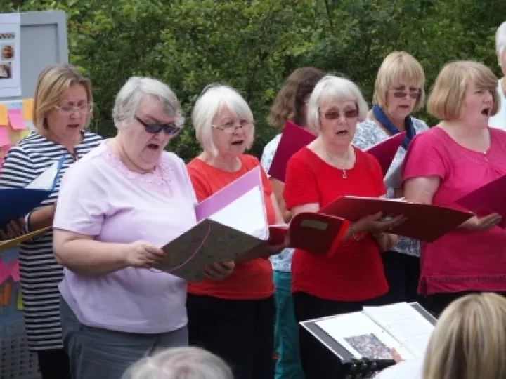 Jennys Field Circuit Worship (6)