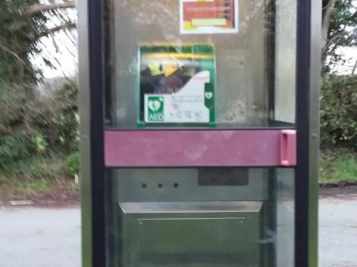 Defibrillator – Oscroft March 2017