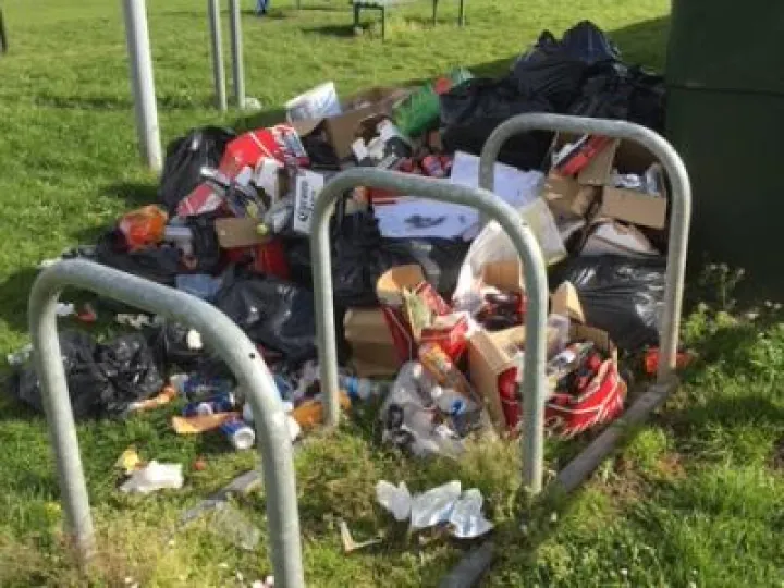 Rubbish 1 (1)