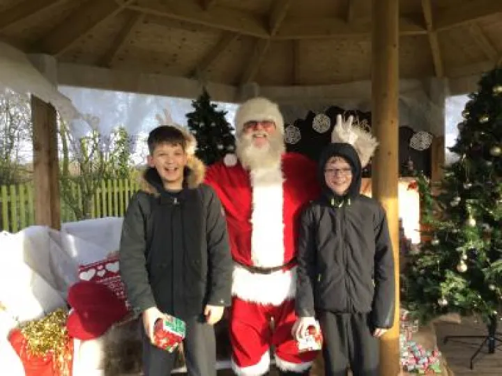 C1BB7EB7-245D-4EED-9CAF-B08F2E37D15E