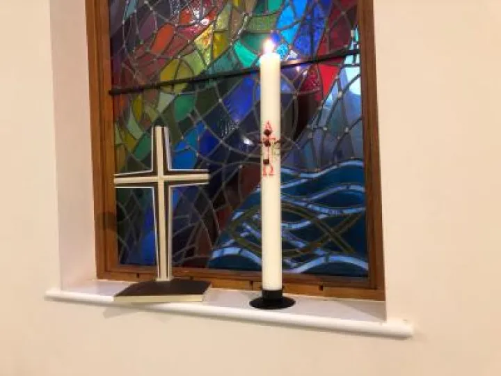 Hoyland stained glass front page