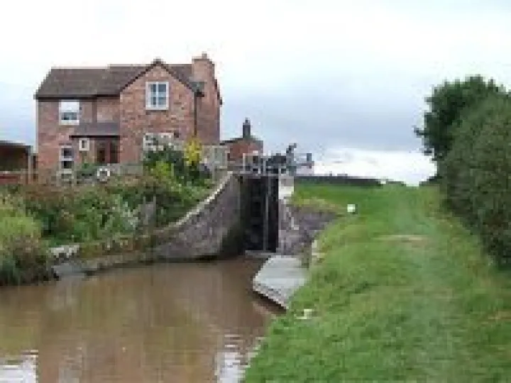 Minshull Lock Cottage