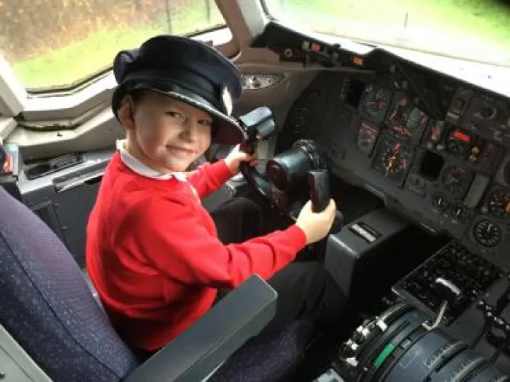 E2B015D8-03E1-40F1-8C4F-2C477C6D0625