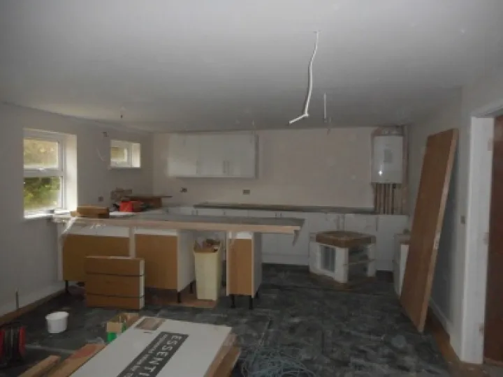 Image: 19-new-kitchen-taking-shape-S204500