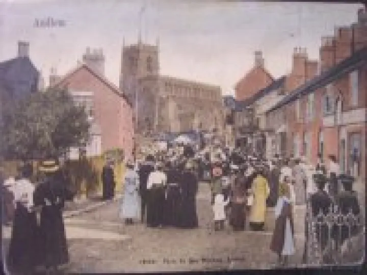 Watching a Parade (1910 – 1920)