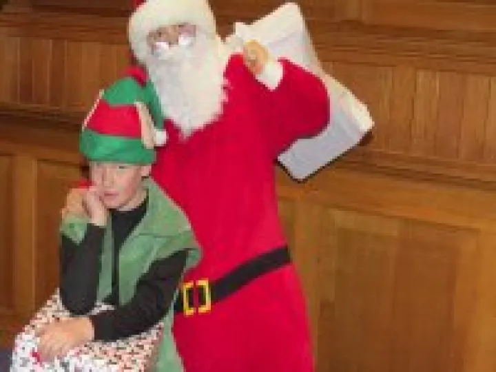 AMC Glory of Christmas