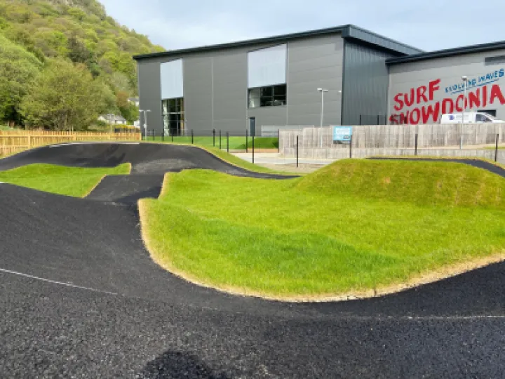 Adventure Parc pump track 03