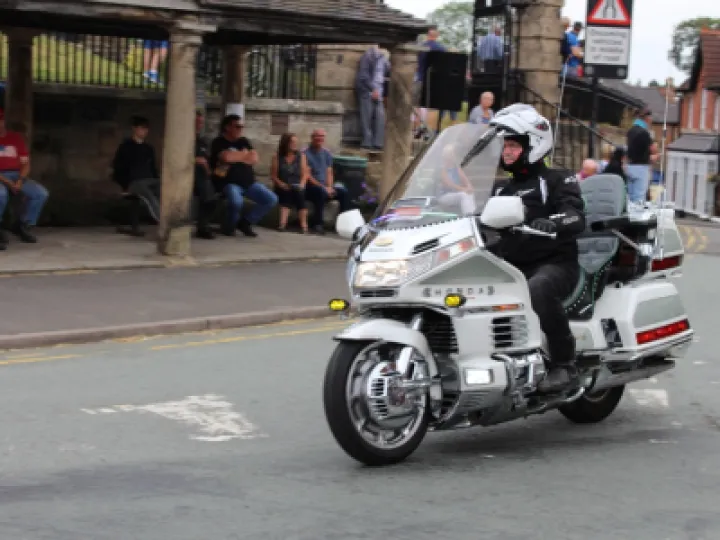 UNADJUSTEDNONRAW thumb 7ad4