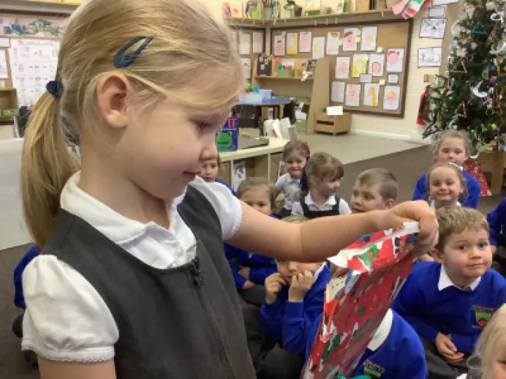 792E72B5-3C57-4E8B-87B2-B7A00996607D