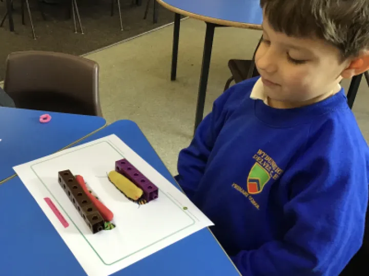 E5EB0EFE-2663-4541-9B6D-33003AAABF8F