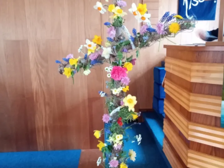 Balsall Common Decorated Easter Cross April 2022