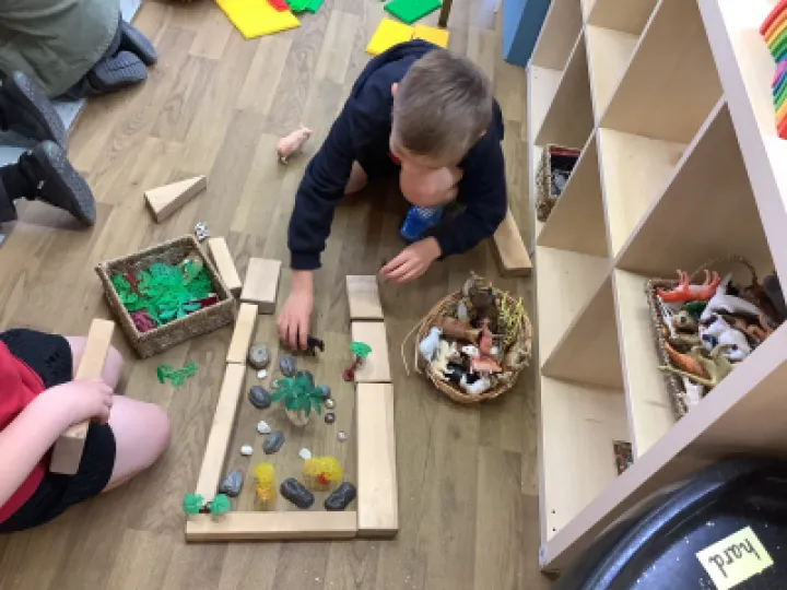 FE187B98-8E62-42B6-9B77-5007857FEB42