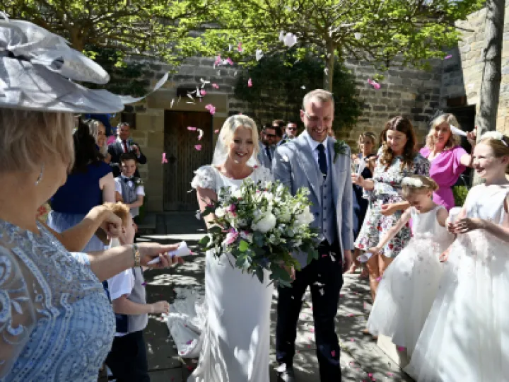 6DDF2C6C-27A9-4936-A886-EEA2050B240C