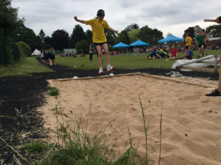 Long jump (7)