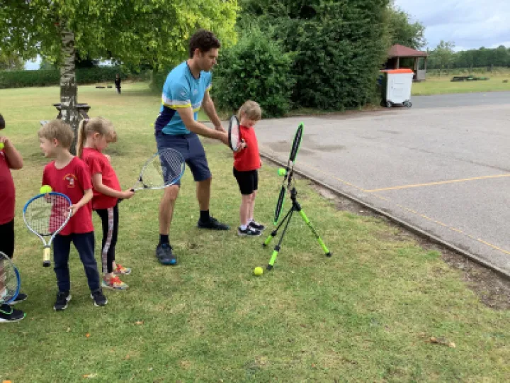 91484A00-4CD1-485D-86A4-B25BDD35AE50