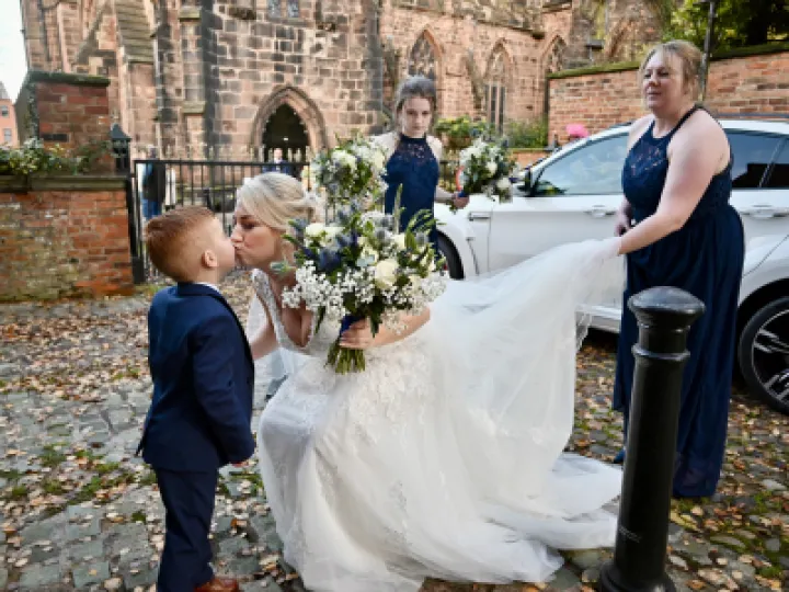 69116998-705D-4BE1-8C4F-8BB795BB57AC