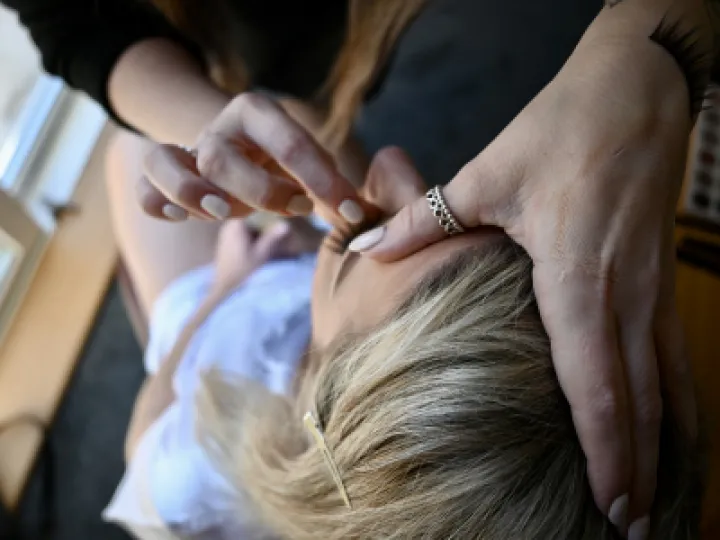 BD242B55-B090-4D7F-AE4D-C2C0B4F9DB94