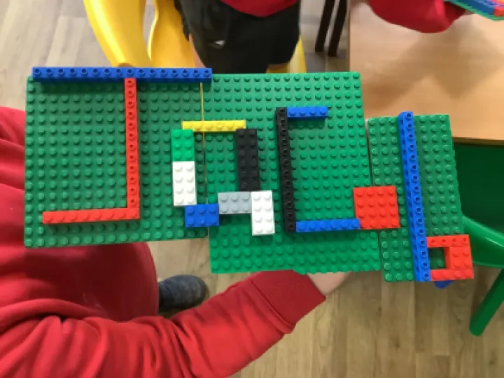 C06C3728-6119-43B8-A538-E94662843596